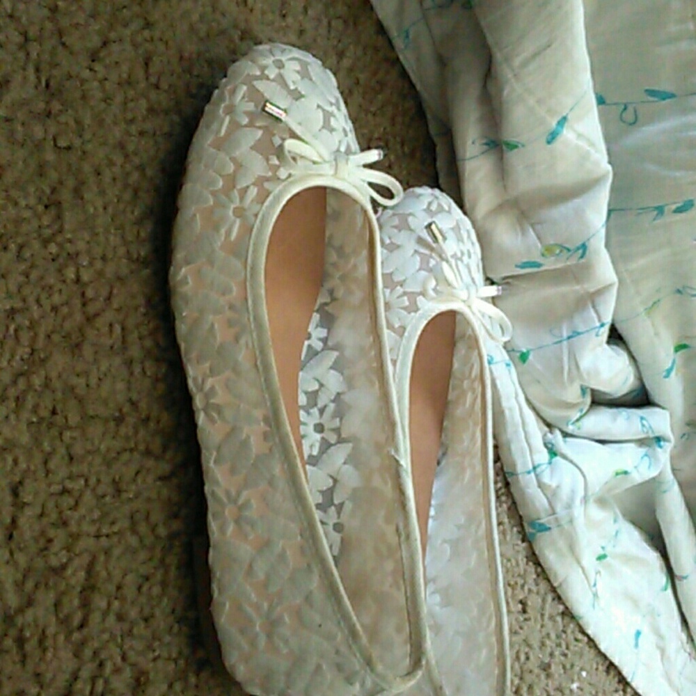 Flower flats